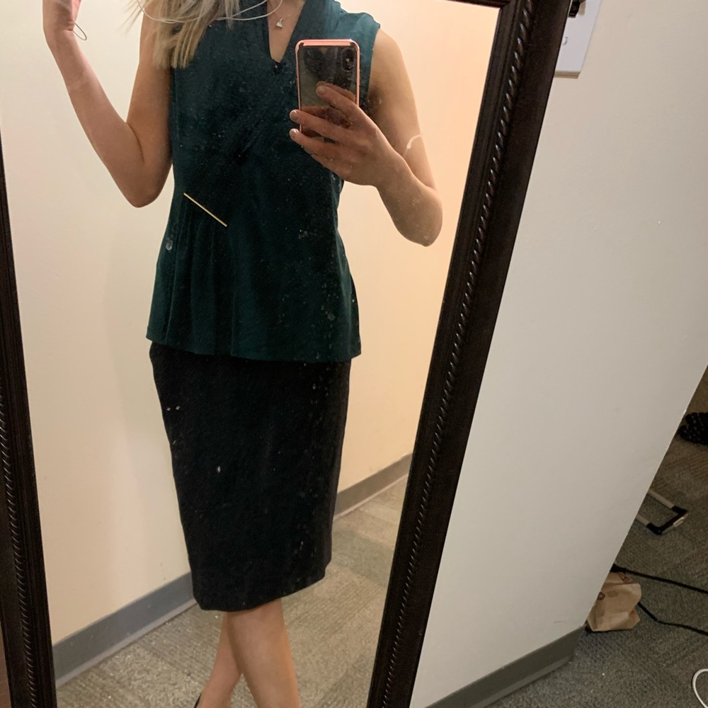 Calvin Klein V-Neck Dark Green Sleeveless Top